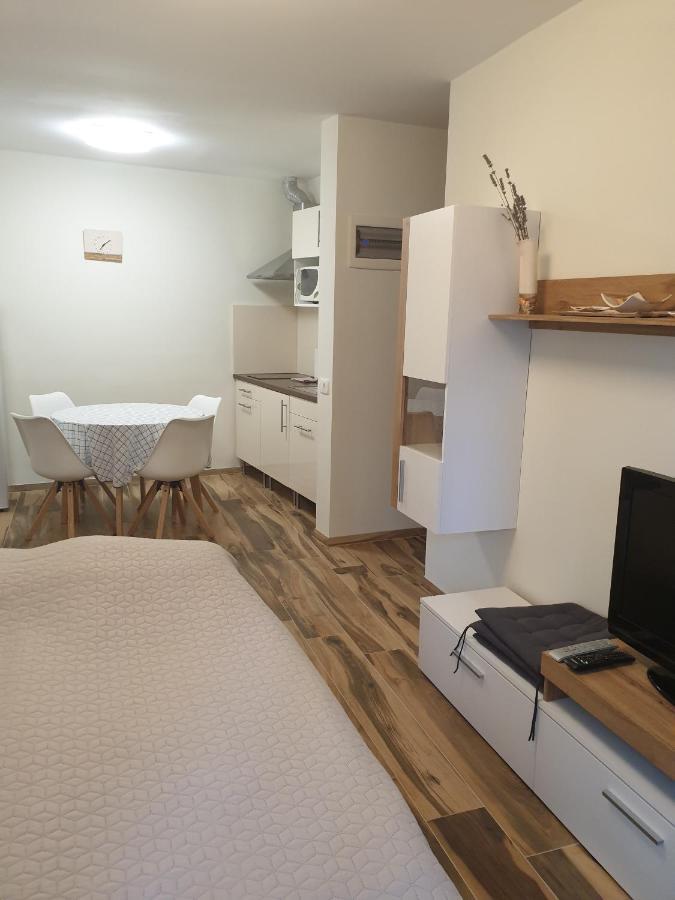 Apartment With Terrace Порторож Екстериор снимка