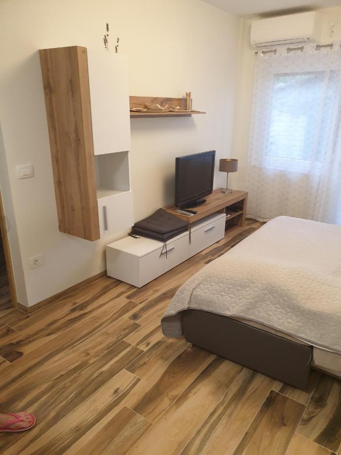 Apartment With Terrace Порторож Екстериор снимка
